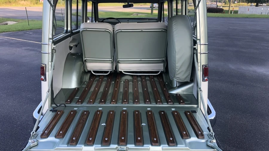 1962 Willys Jeep Wagon - Image 5 of 12