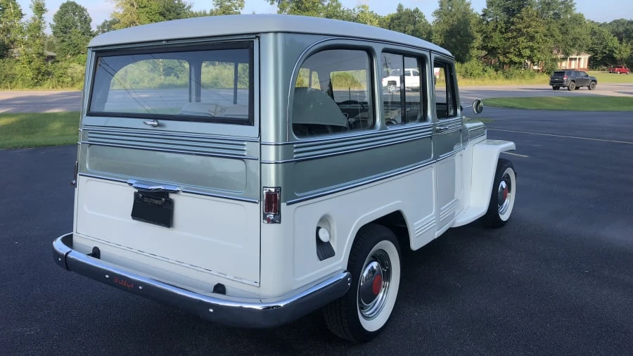 1962 Willys Jeep Wagon - Image 2 of 12