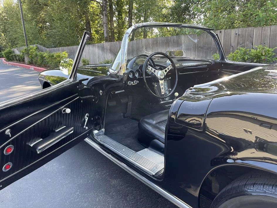 1962 Chevrolet Corvette C1 - Image 4 of 24