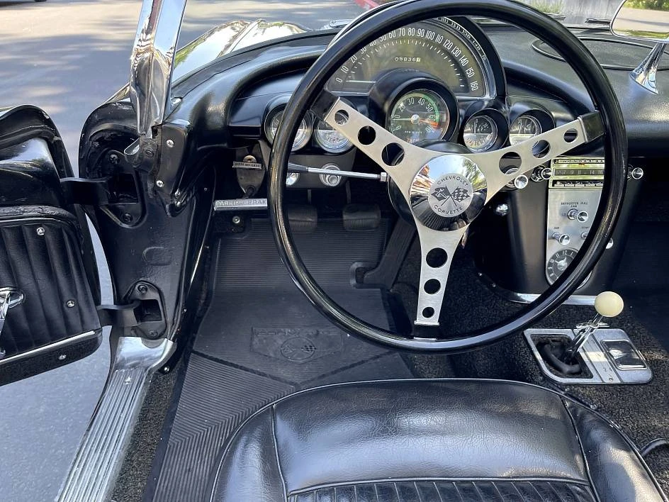 1962 Chevrolet Corvette C1 - Image 5 of 24