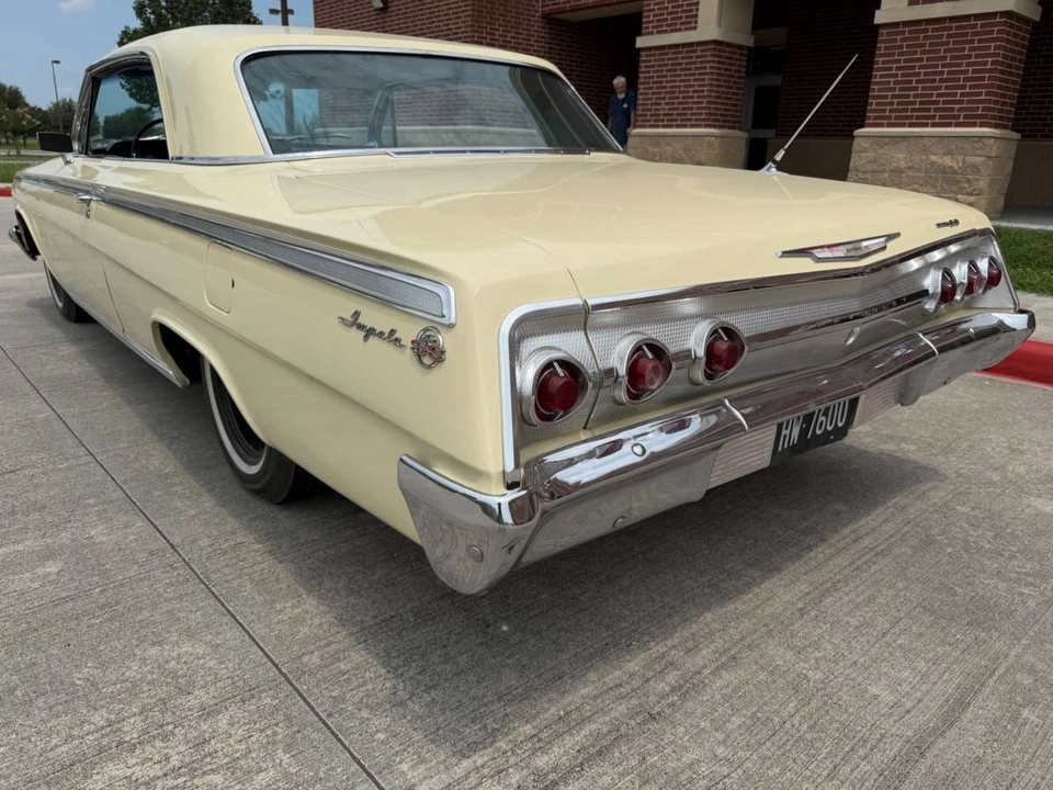 1962 Chevrolet Impala SS 3rd Gen - Image 7 of 16