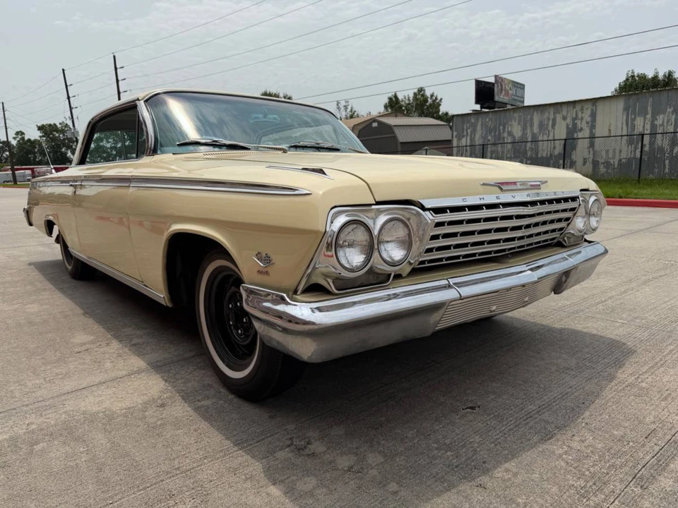 1962 Chevrolet Impala SS 3rd Gen - Image 2 of 16