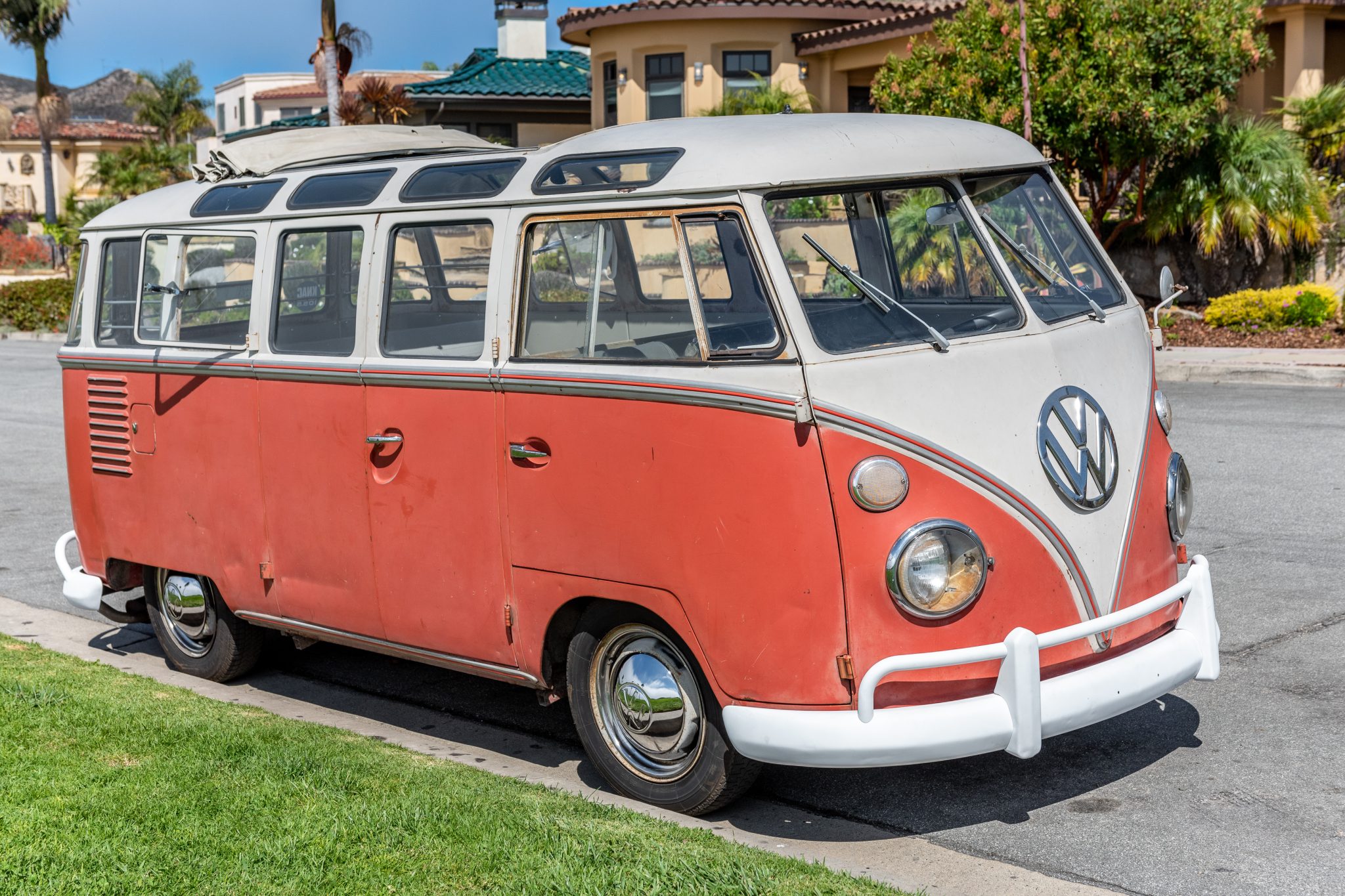 35-Years-Owned 1962 Volkswagen Type 2 23-Window Deluxe