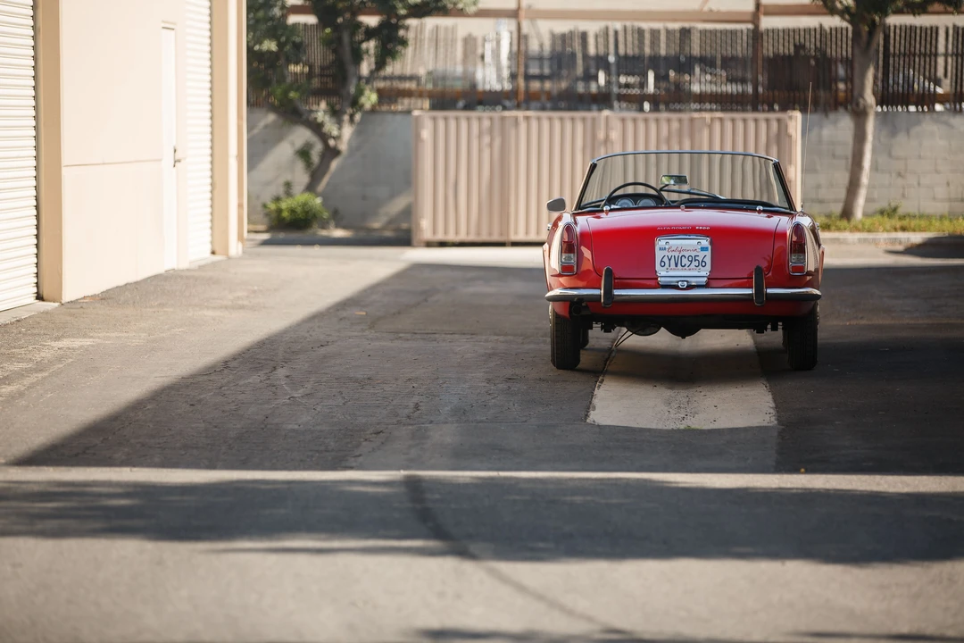 1963 Alfa Romeo 2600 - Image 27 of 31