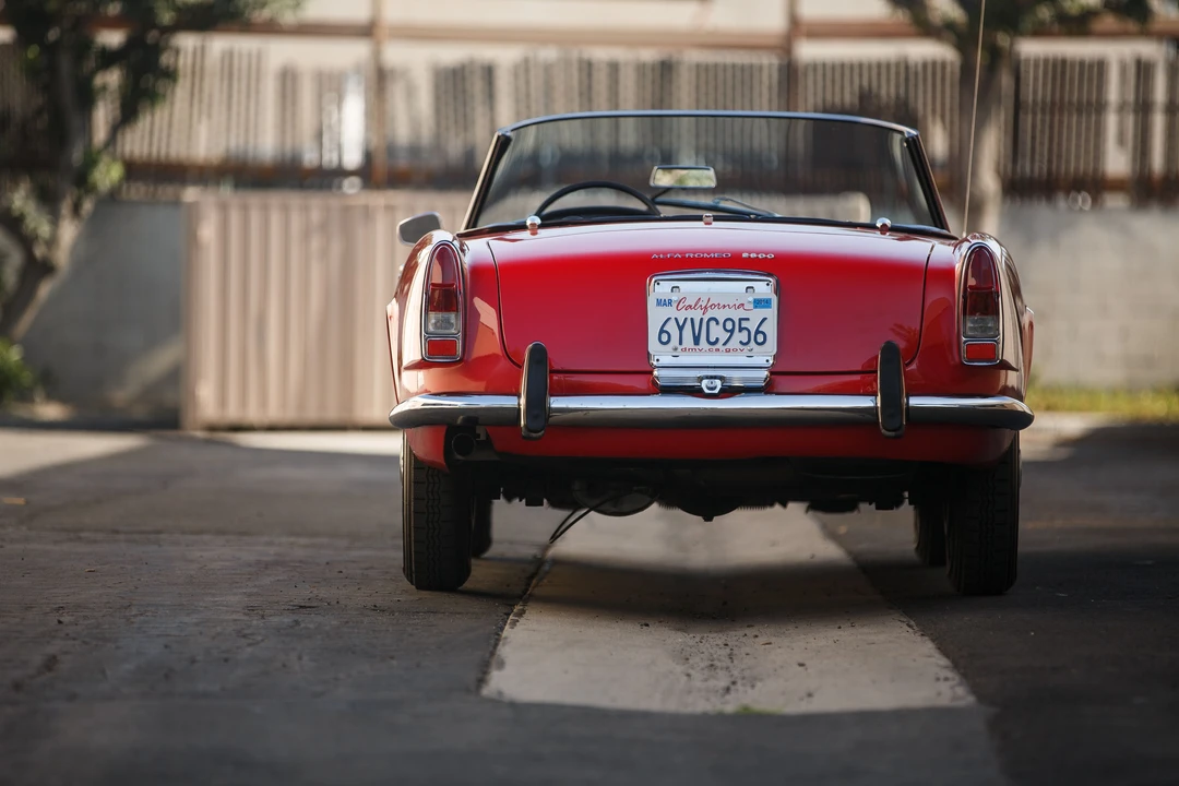 1963 Alfa Romeo 2600 - Image 25 of 31