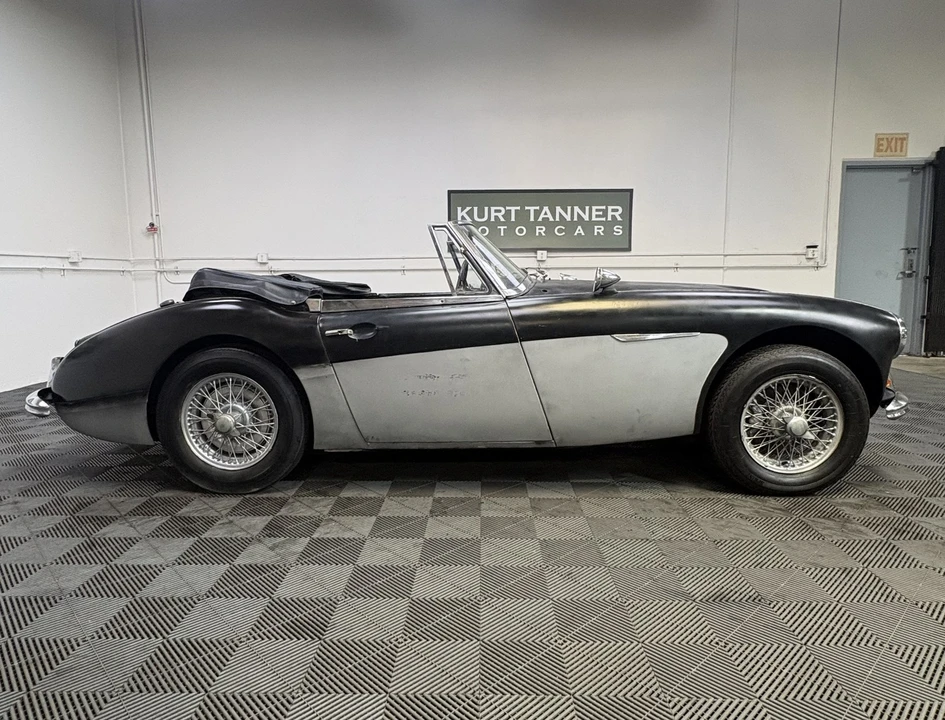 1963 Austin-Healey 3000 Mark II - Image 8 of 31