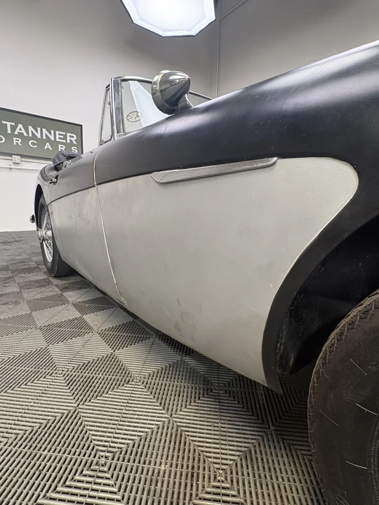 1963 Austin-Healey 3000 Mark II - Image 10 of 31