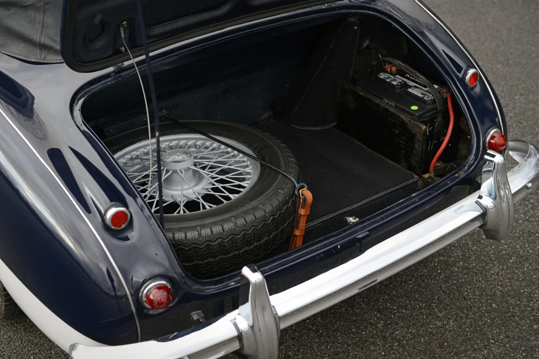 1963 Austin-Healey 3000 Mark II - Image 10 of 16