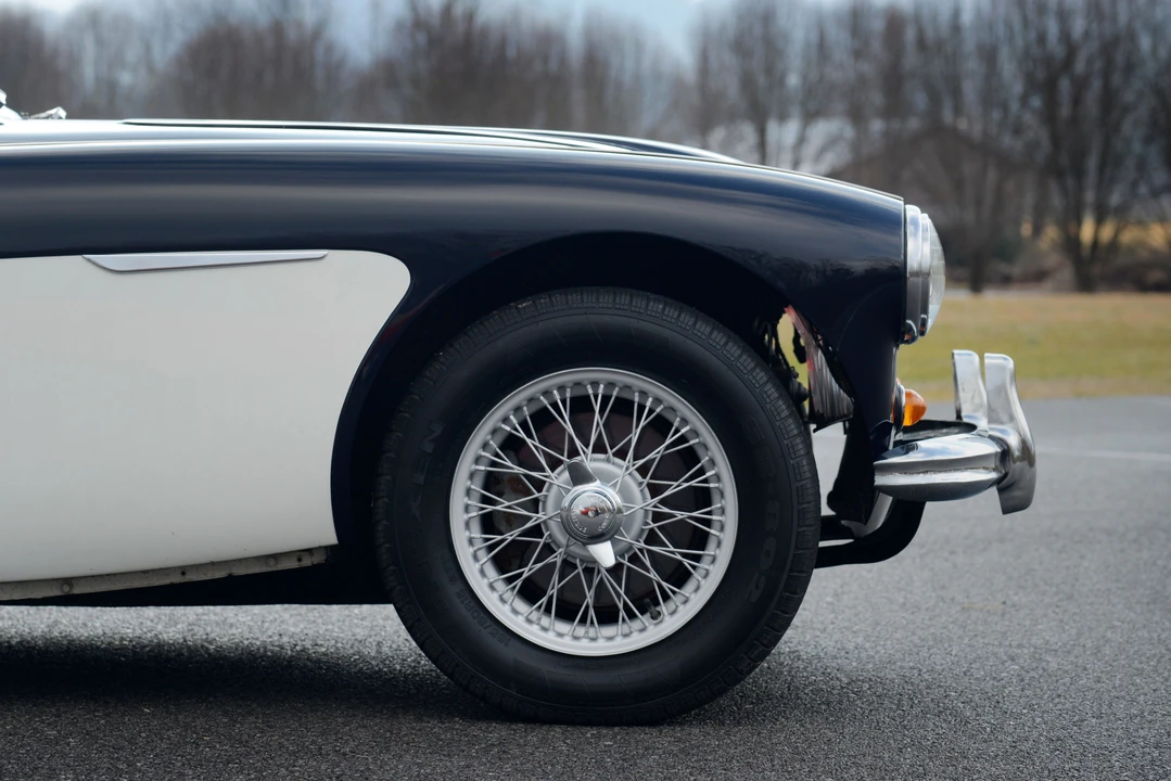 1963 Austin-Healey 3000 Mark II - Image 5 of 16