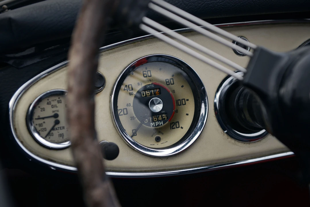 1963 Austin-Healey 3000 Mark II - Image 12 of 16