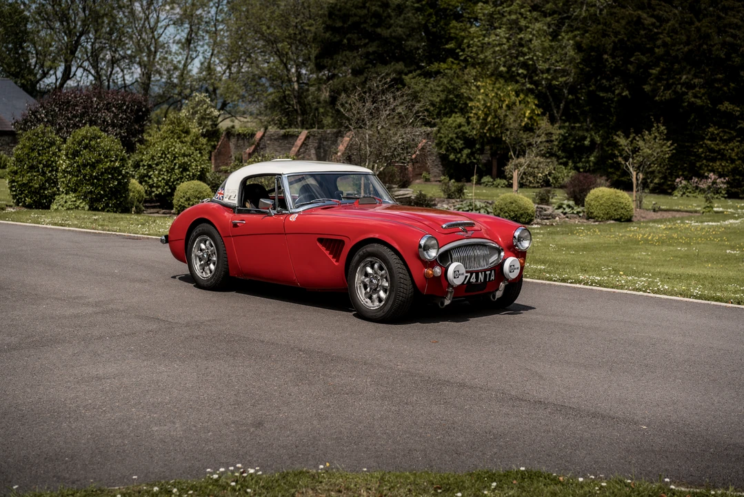 1963 Austin-Healey 3000 Mark II - Image 16 of 31