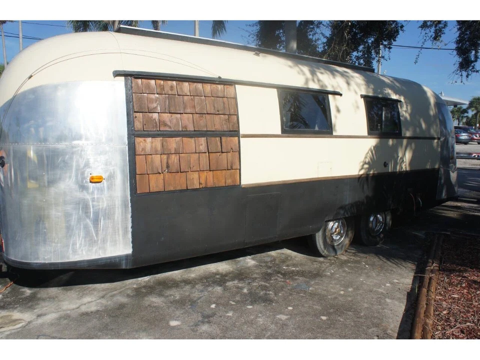 1963 Airstream - Image 6 of 26