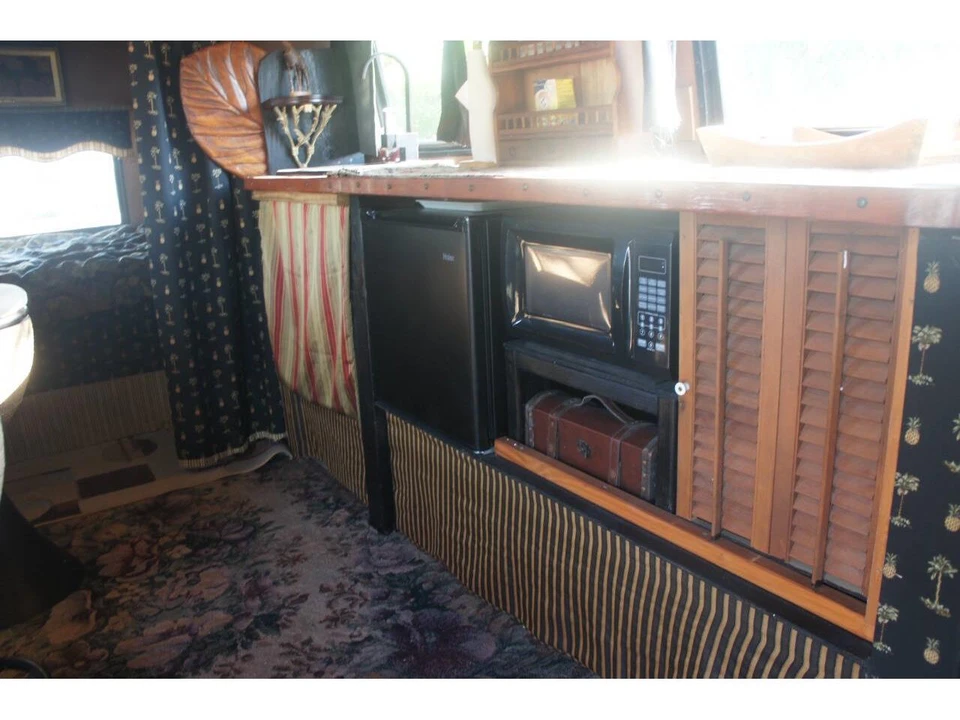 1963 Airstream - Image 14 of 26
