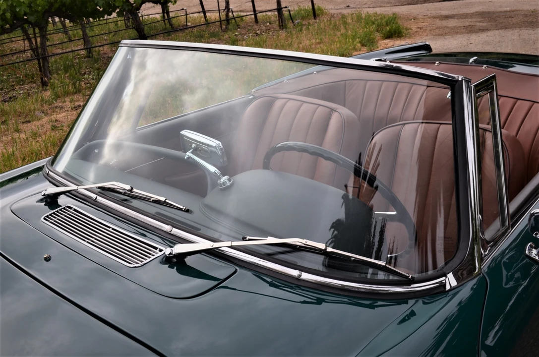 1963 Alfa Romeo 2600 - Image 20 of 31