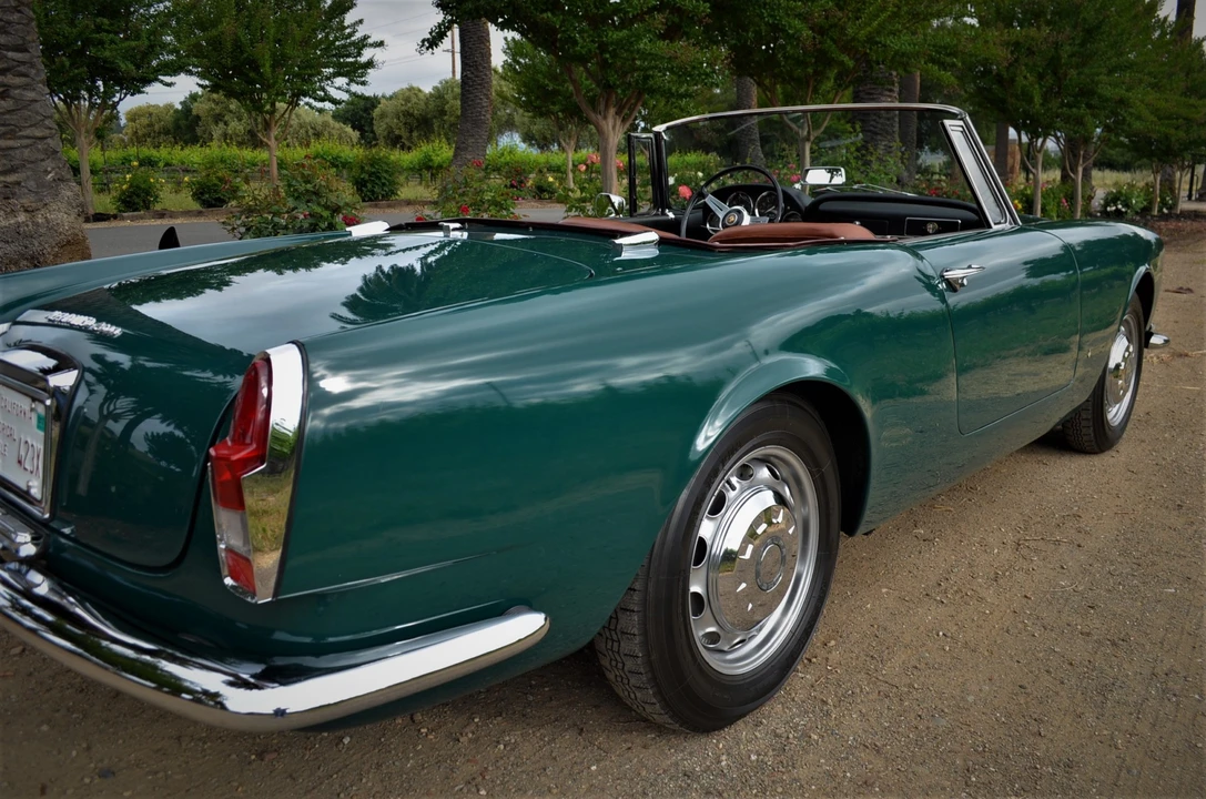 1963 Alfa Romeo 2600 - Image 10 of 31
