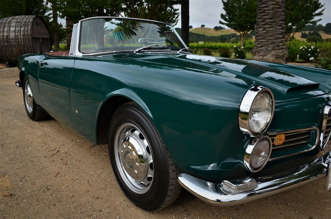 1963 Alfa Romeo 2600 - Image 9 of 31