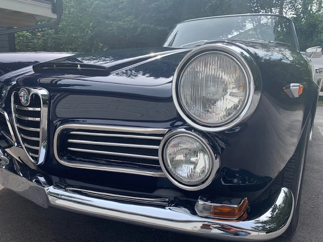 1963 Alfa Romeo 2600 - Image 23 of 31