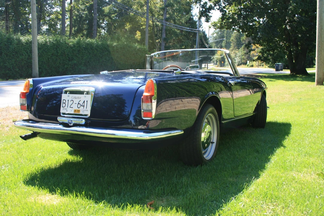 1963 Alfa Romeo 2600 - Image 10 of 31