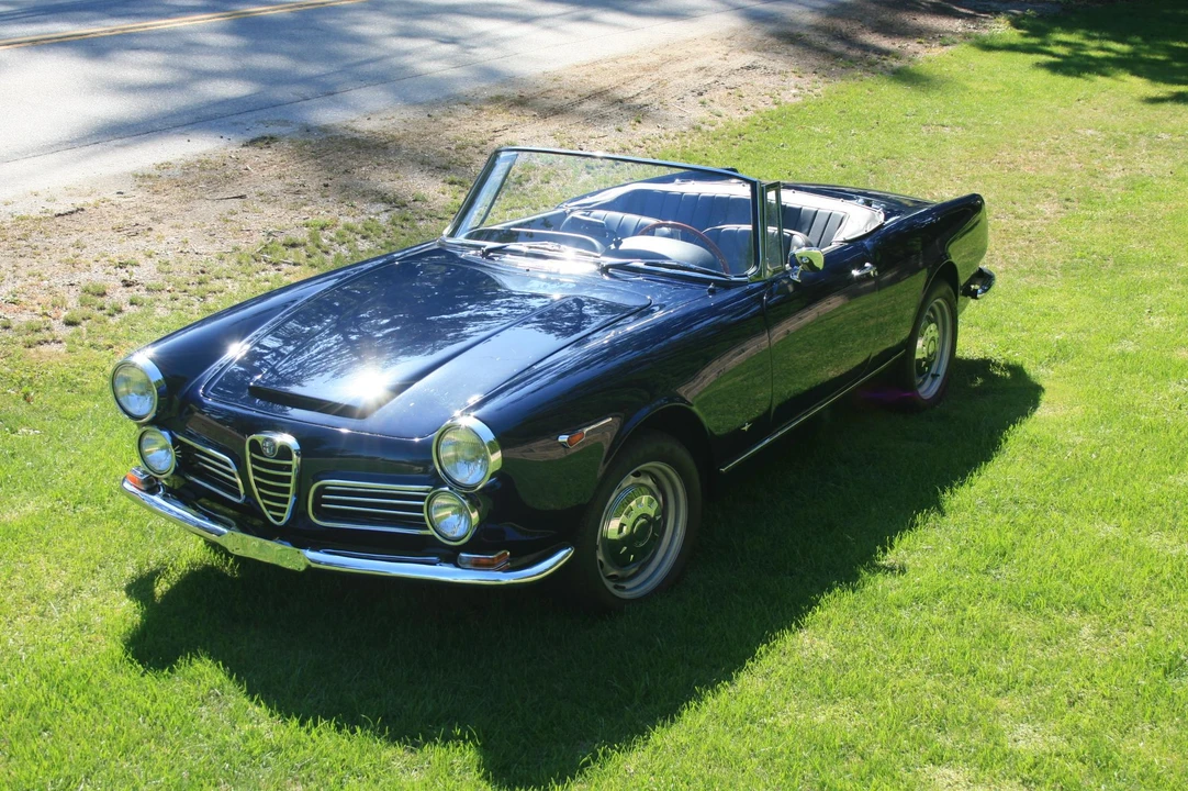 1963 Alfa Romeo 2600 - Image 2 of 31