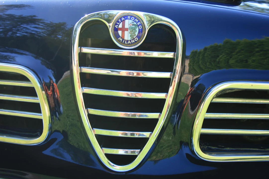 1963 Alfa Romeo 2600 - Image 22 of 31