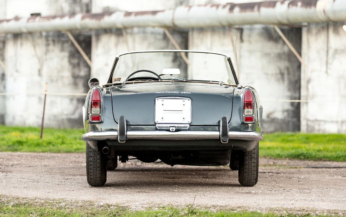 1963 Alfa Romeo 2600 - Image 4 of 23