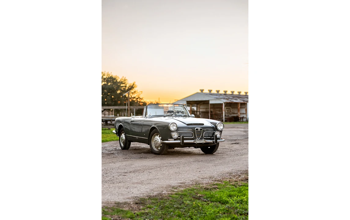1963 Alfa Romeo 2600 - Image 11 of 23