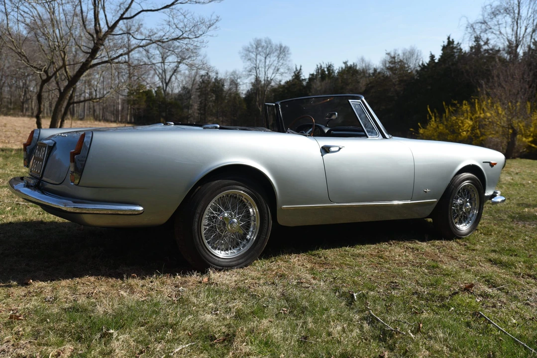 1963 Alfa Romeo 2600 - Image 16 of 31