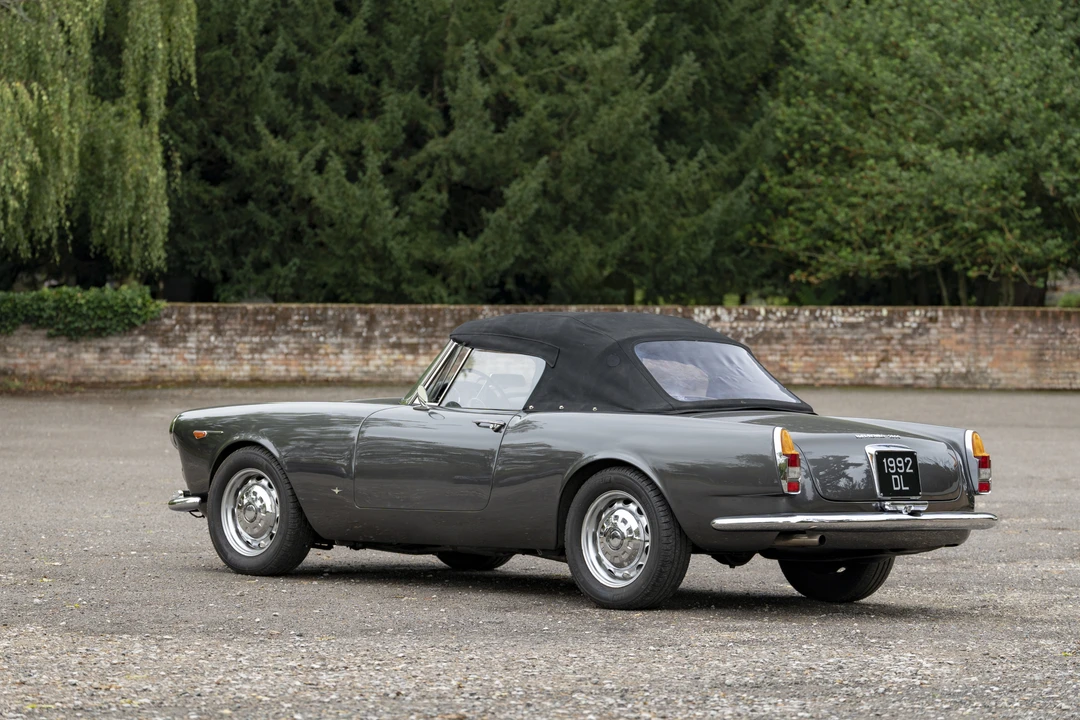 1963 Alfa Romeo 2600 - Image 17 of 31