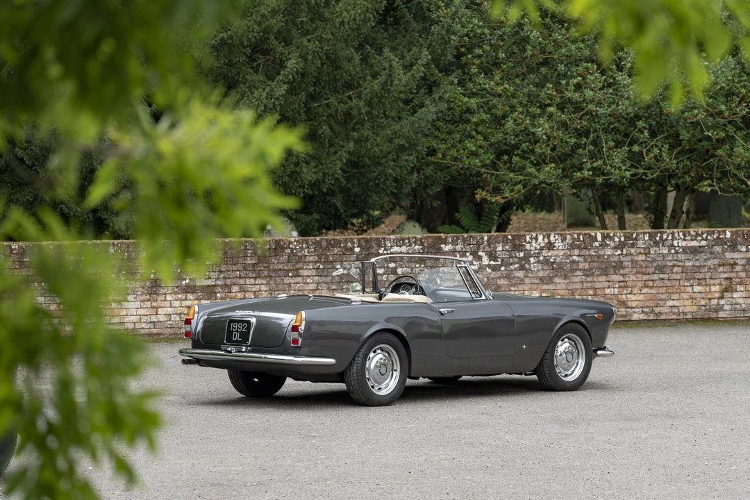 1963 Alfa Romeo 2600 - Image 12 of 31