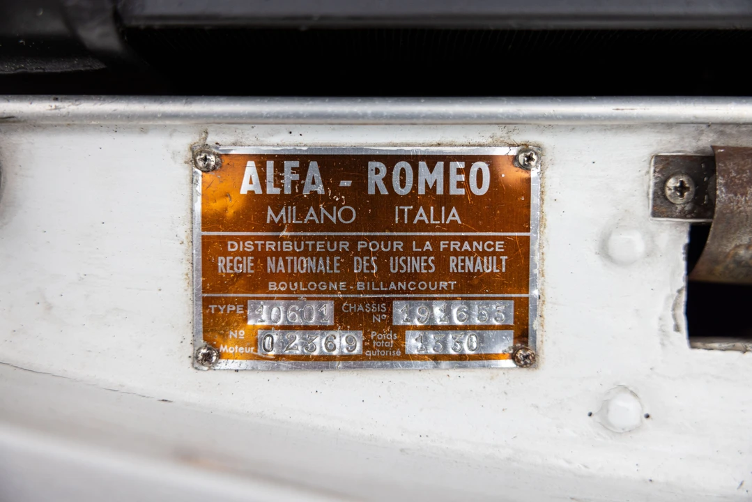 1963 Alfa Romeo 2600 - Image 17 of 31
