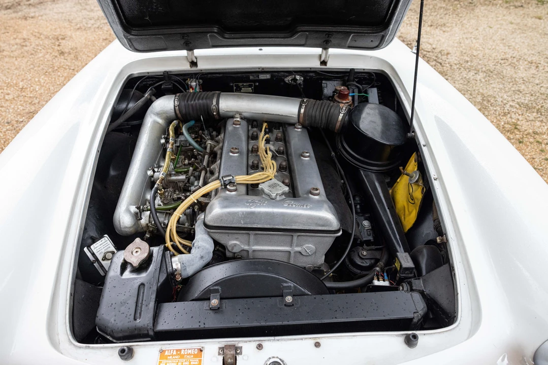 1963 Alfa Romeo 2600 - Image 29 of 31