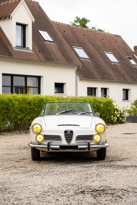1963 Alfa Romeo 2600 - Image 7 of 31