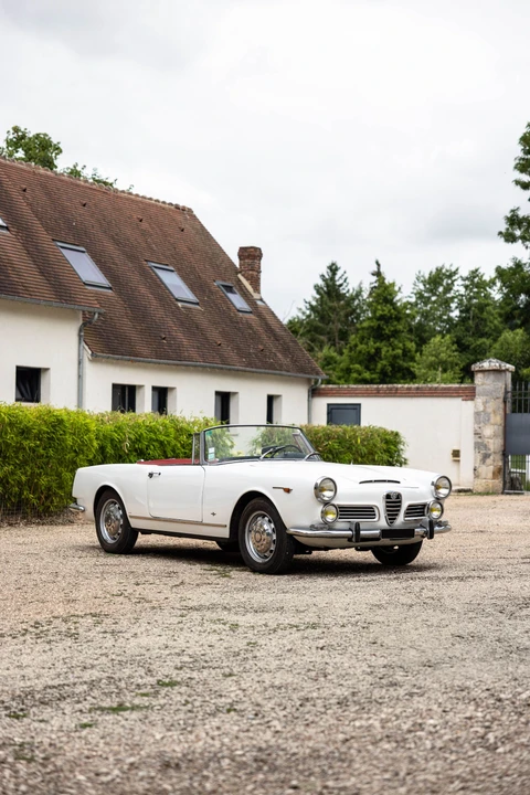 1963 Alfa Romeo 2600 - Image 8 of 31