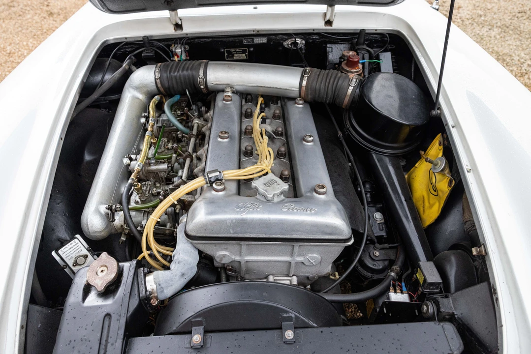 1963 Alfa Romeo 2600 - Image 30 of 31