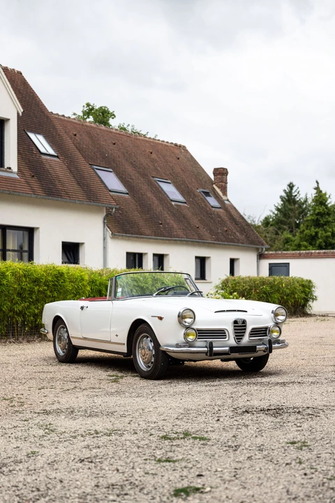 1963 Alfa Romeo 2600 - Image 9 of 31