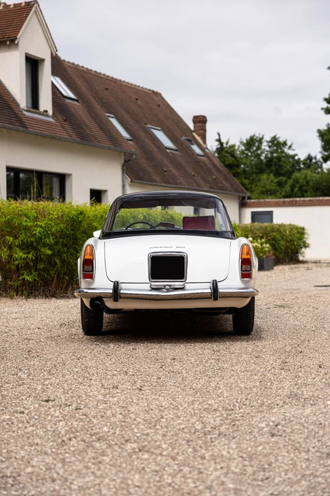 1963 Alfa Romeo 2600 - Image 12 of 31