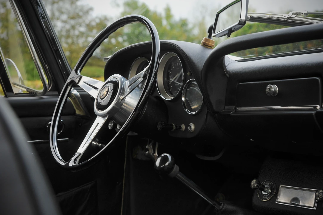 1963 Alfa Romeo 2600 - Image 7 of 24