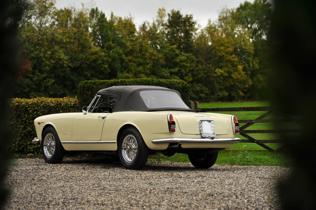 1963 Alfa Romeo 2600 - Image 4 of 24