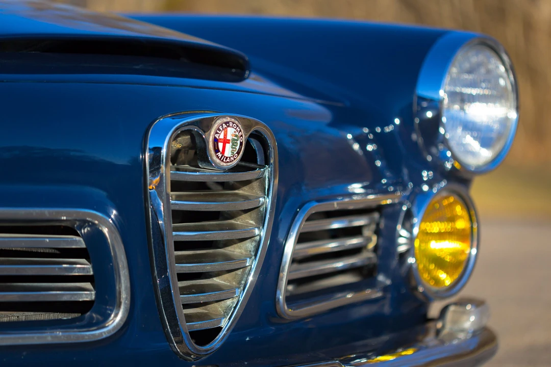 1963 Alfa Romeo 2600 - Image 3 of 31