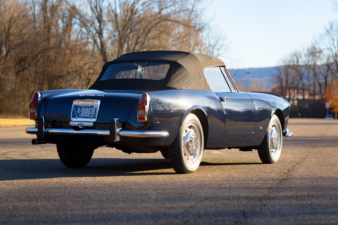1963 Alfa Romeo 2600 - Image 26 of 31