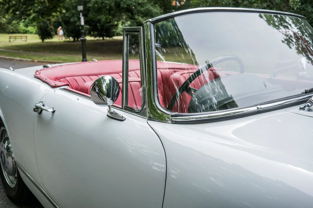 1963 Alfa Romeo 2600 - Image 11 of 20