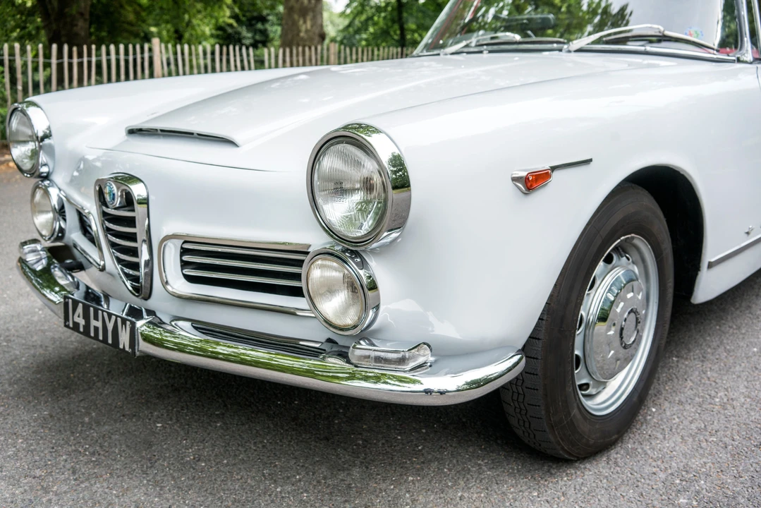 1963 Alfa Romeo 2600 - Image 14 of 20