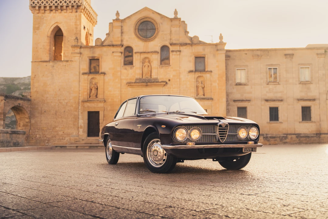 1963 Alfa Romeo 2600 - Image 6 of 31