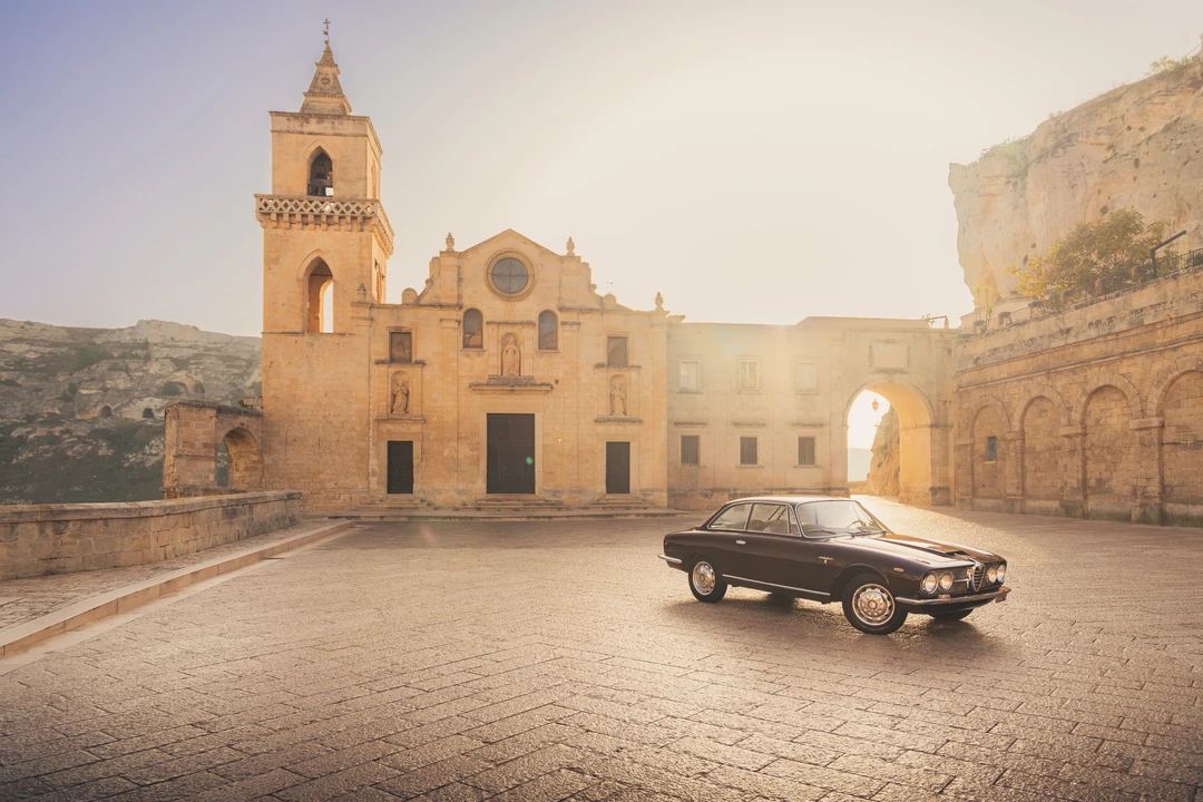 1963 Alfa Romeo 2600 - Image 8 of 31