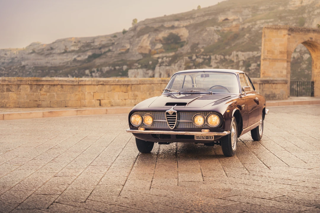 1963 Alfa Romeo 2600 - Image 9 of 31