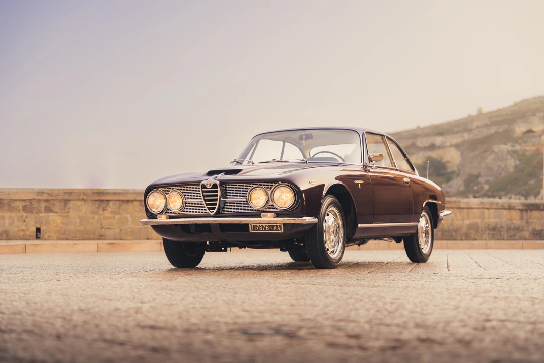 1963 Alfa Romeo 2600 - Image 10 of 31