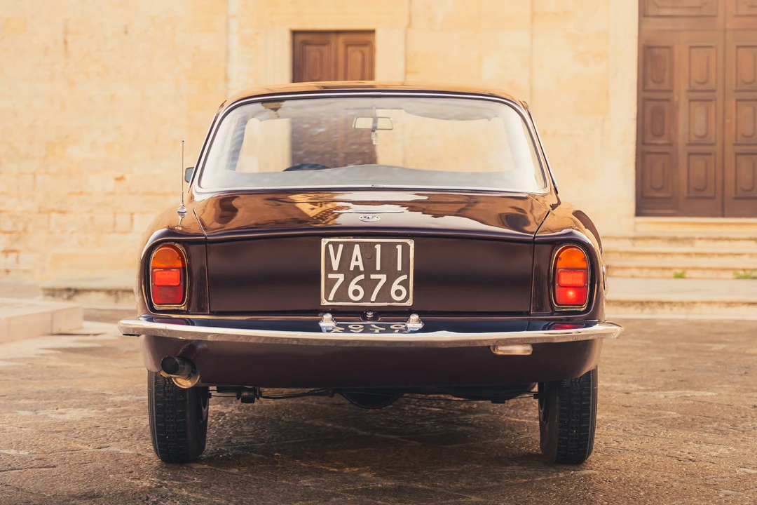 1963 Alfa Romeo 2600 - Image 22 of 31