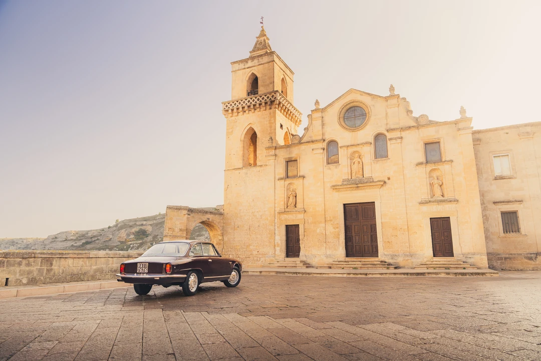 1963 Alfa Romeo 2600 - Image 25 of 31