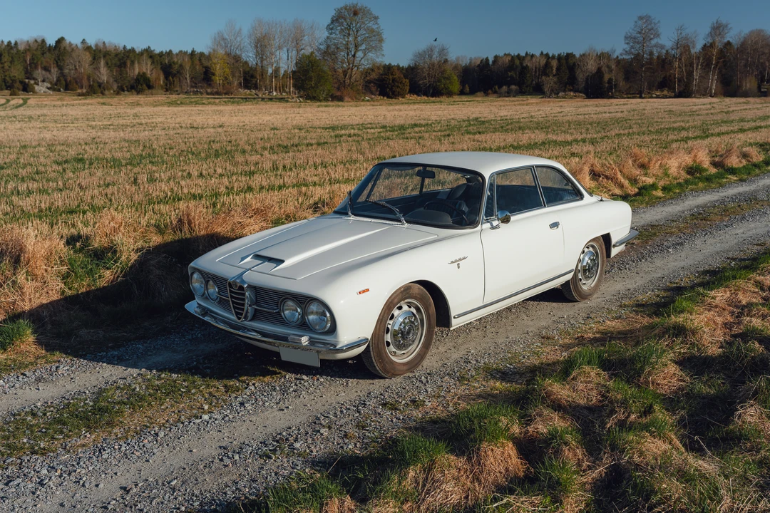 1963 Alfa Romeo 2600 - Image 9 of 31