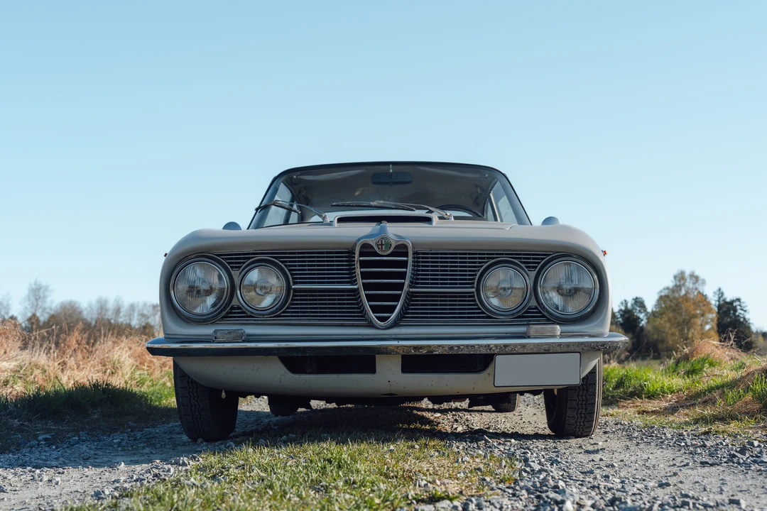1963 Alfa Romeo 2600 - Image 2 of 31